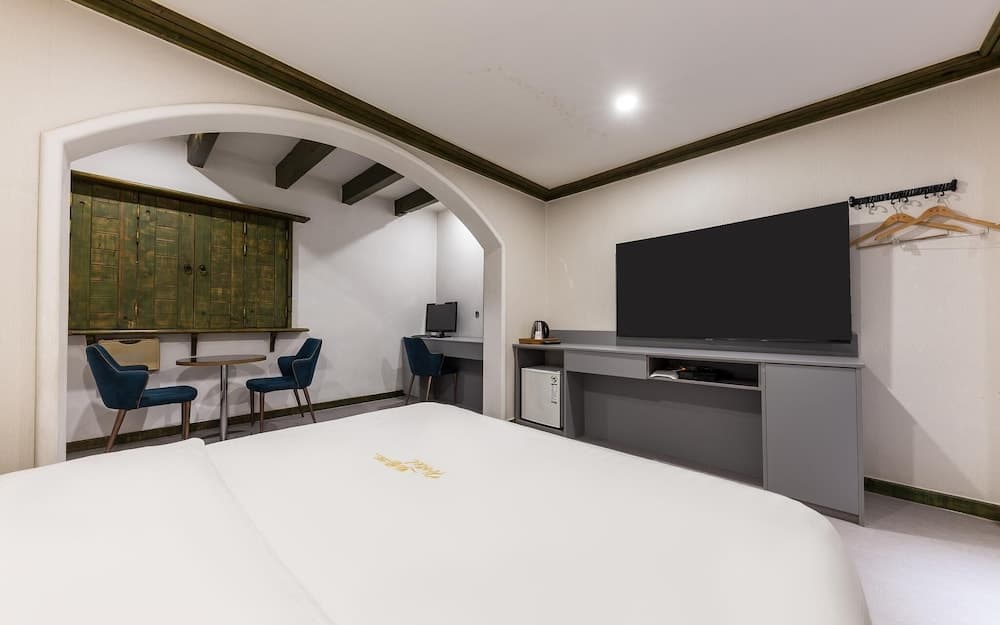 Cheongju Beukmeunro Toronto Hotel