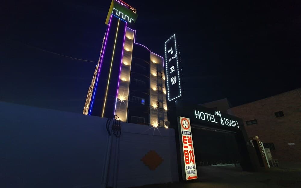 hotel image