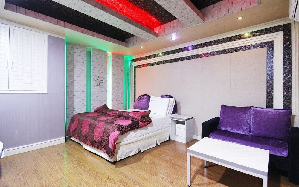 Western Wonpyeongdong Lancelot