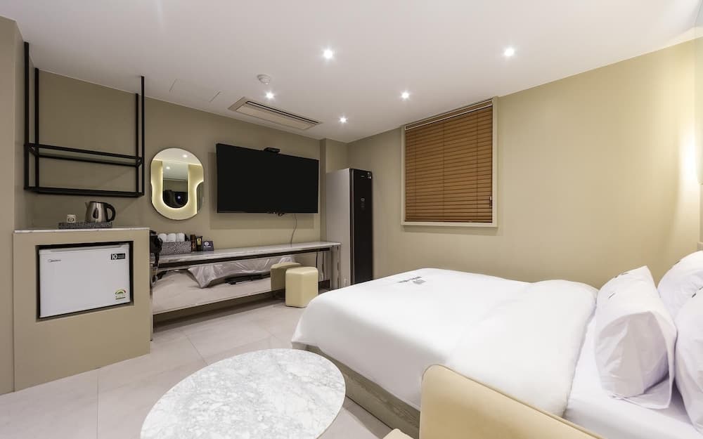 Gwangyang Neul Drive-in Hotel