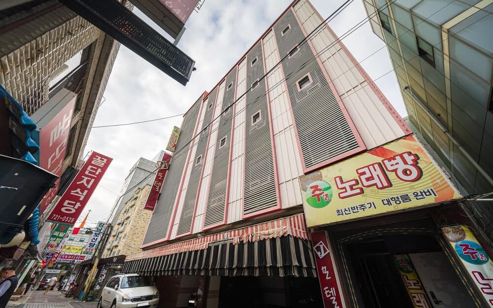 hotel image