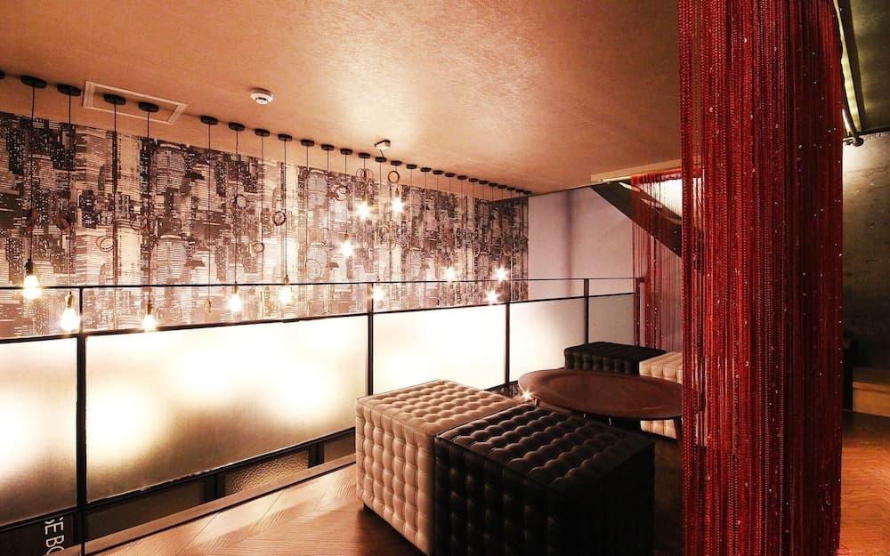 Yeongju Case Business Hotel