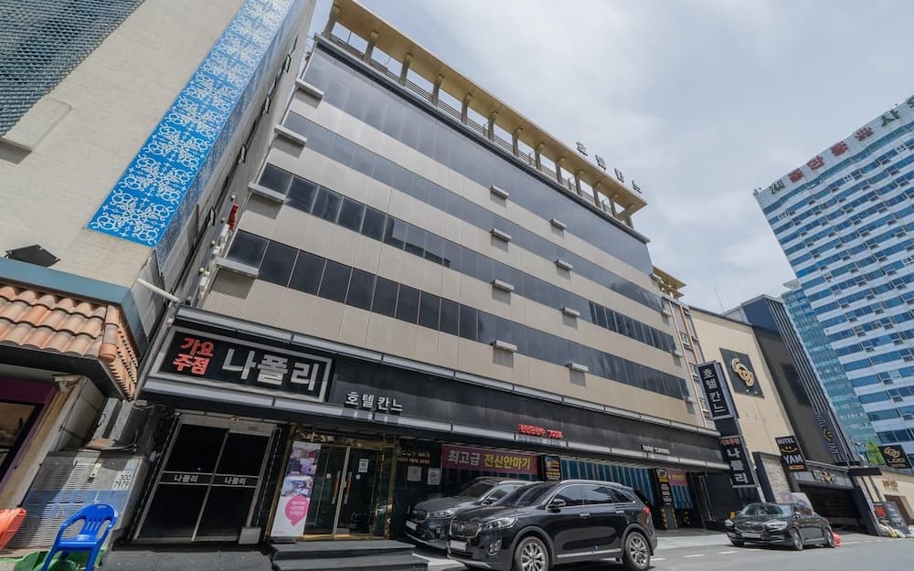hotel image
