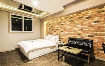 Gumi Indong Hotel WON