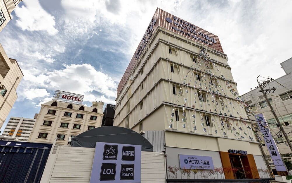 hotel image
