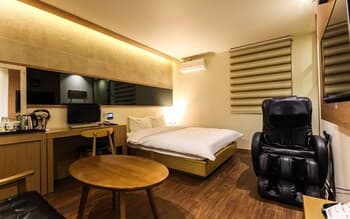 Wanju J Self Check-in Motel