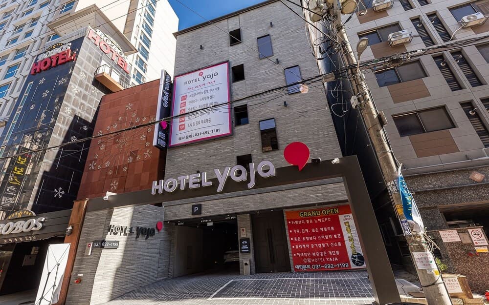 hotel image