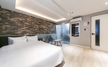 Tongyeong Hotel Hora