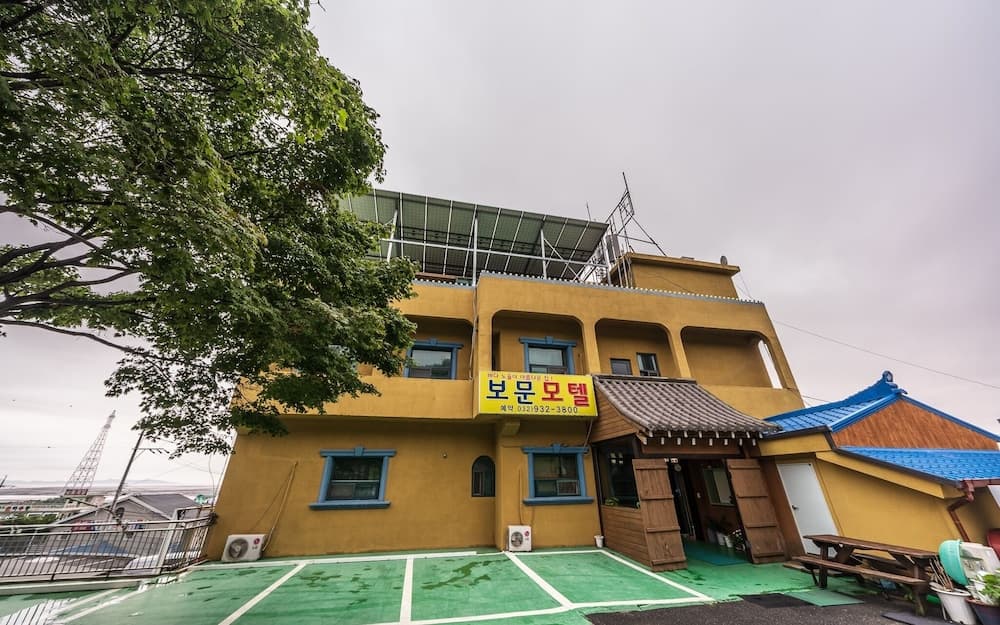 hotel image