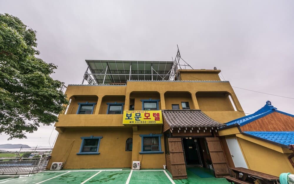hotel image