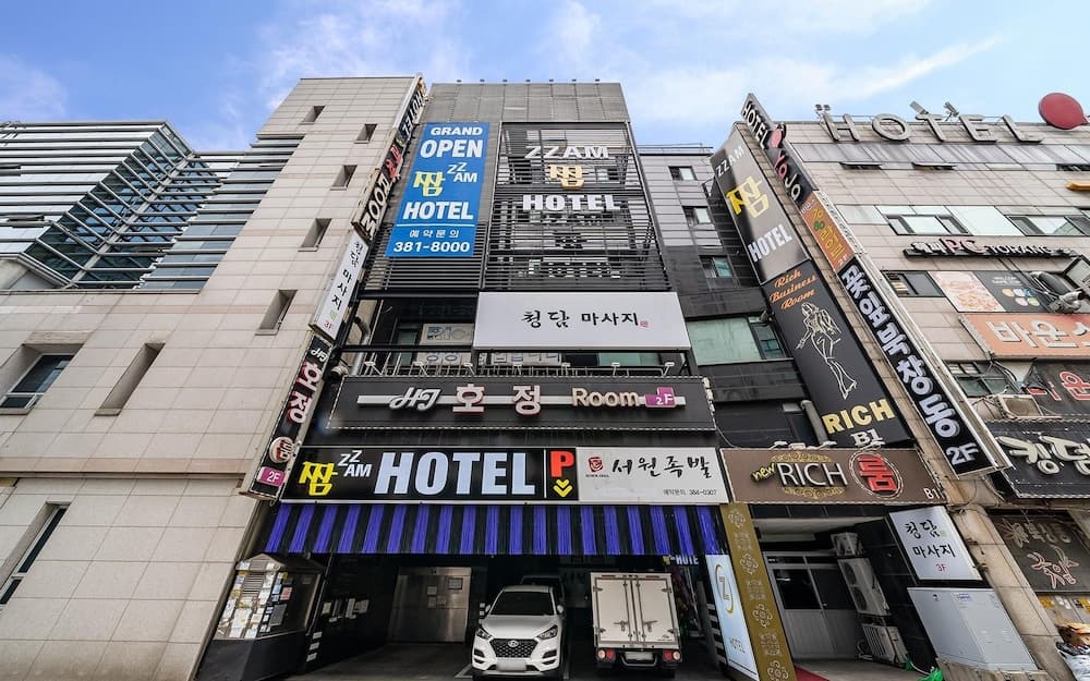 hotel image