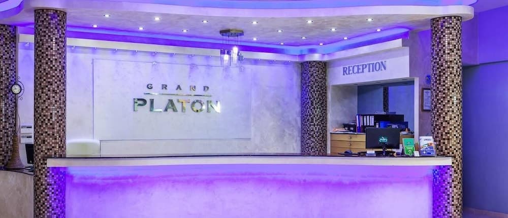 Grand Platon Hotel
