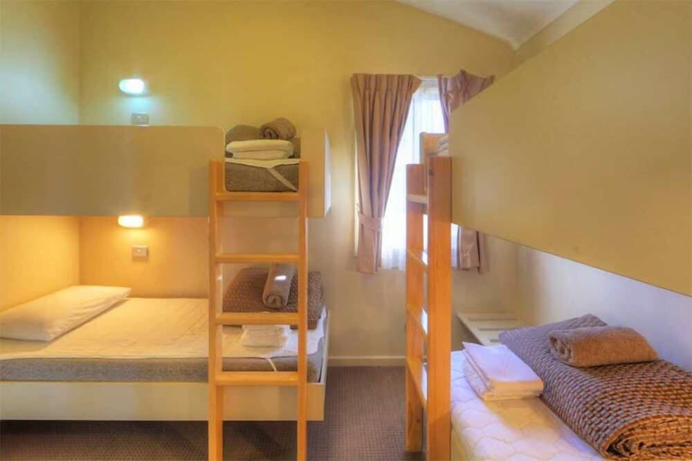 Tasman Holiday Parks - Rollingstone