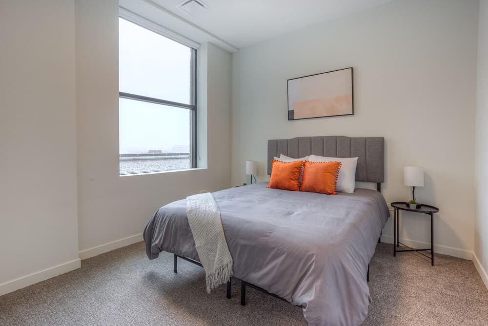 FRONTDESK The Kahn Apts New Center Detroit