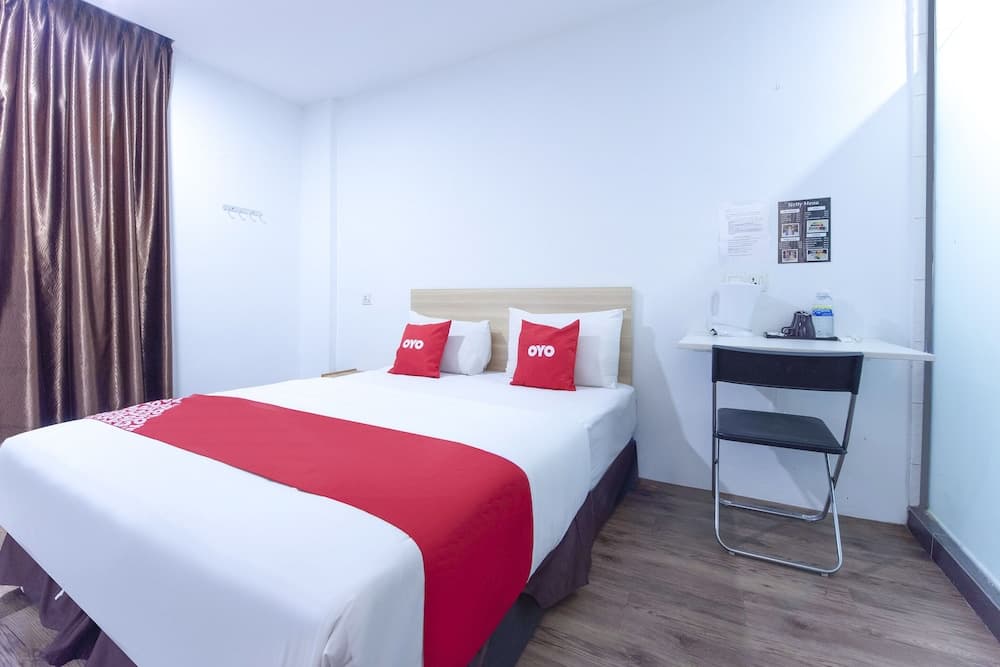 OYO 90403 North City Hotel