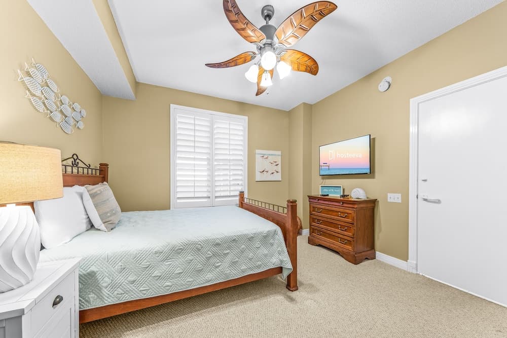 3BR Oceanview Condo on Perdido Key Dr