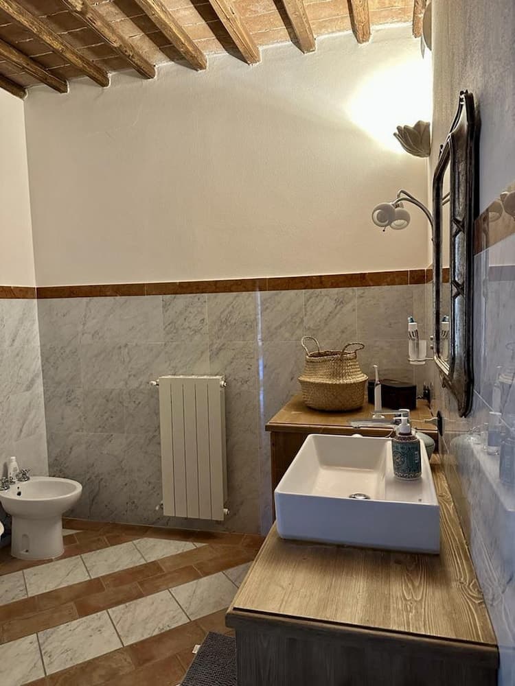 Lovely Home Between Volterra and San Gimignano