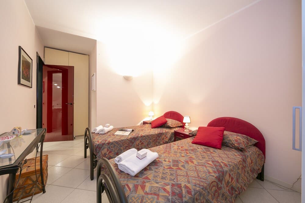 La Casa Di Lalla 1 km From sea