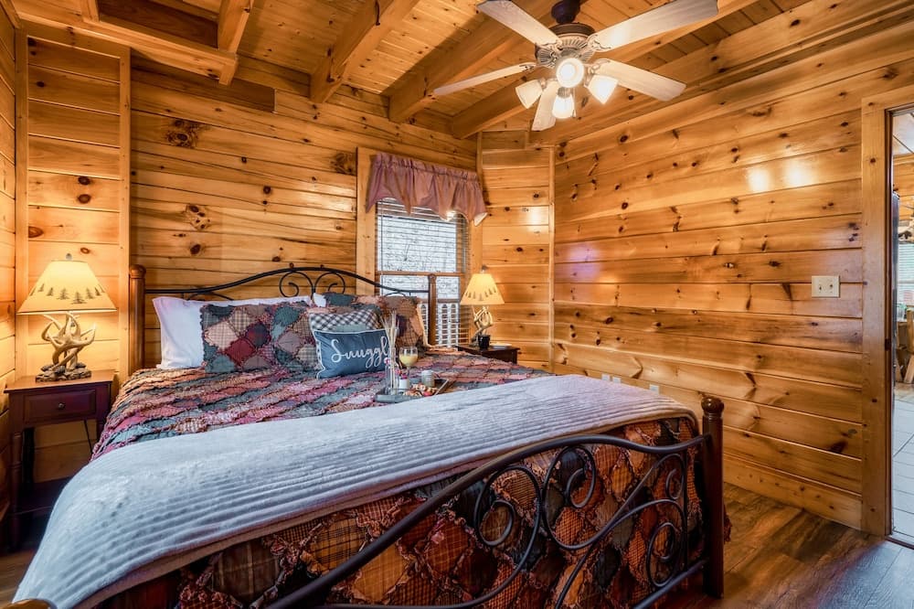 Smoky Sunset Vista w HotTub Pool M View