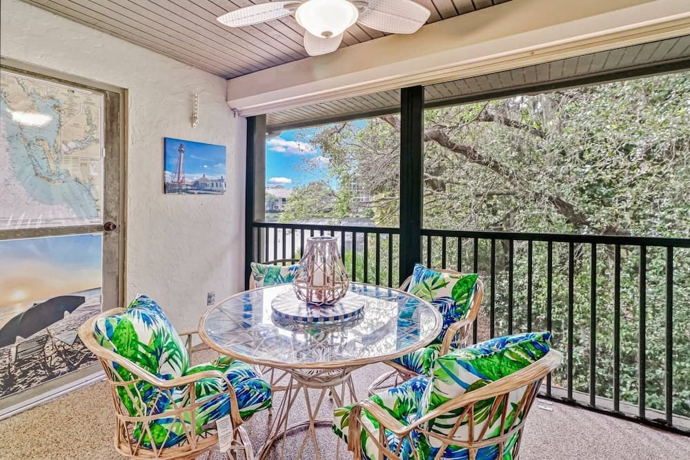 3621 Wild Pines Dr #211