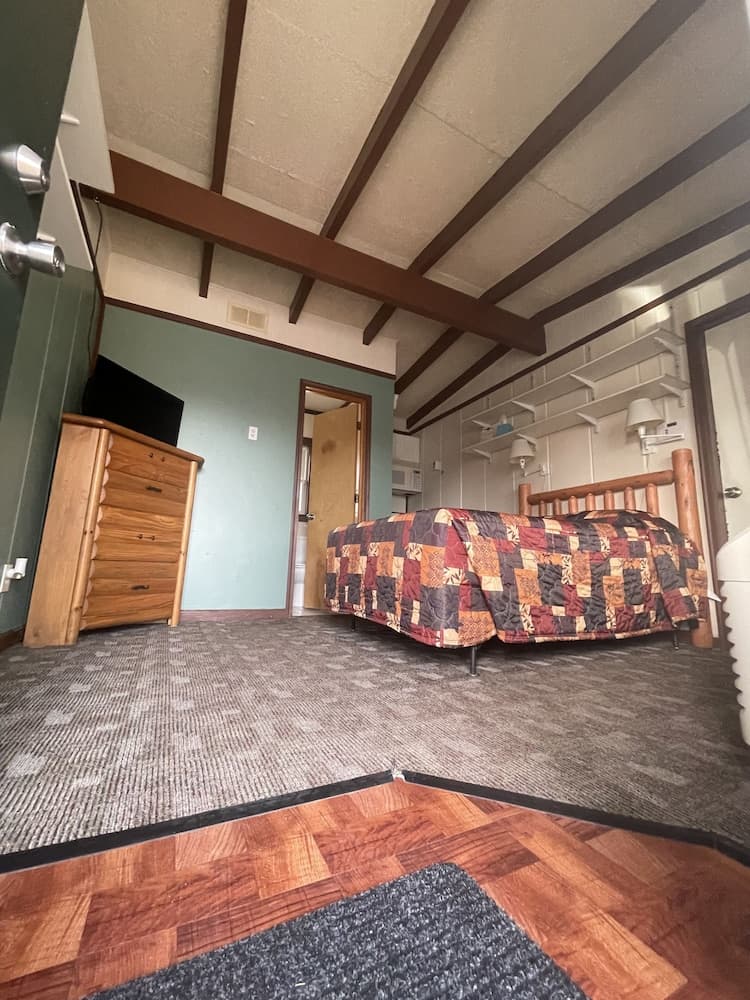 OLDE MILL INN OF CLARKSTON