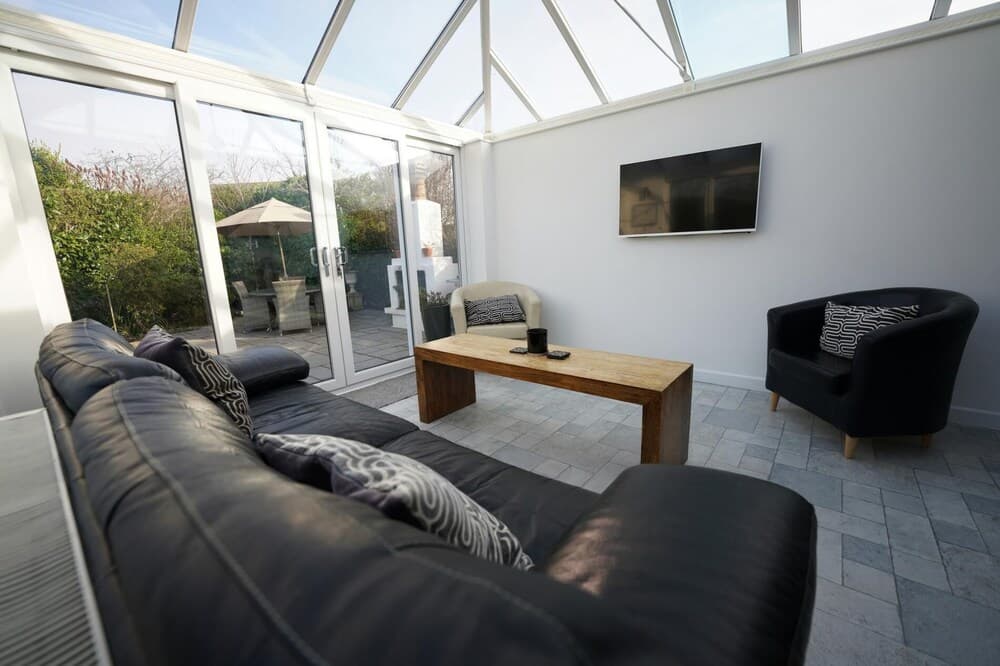 NEW Unique 2BD Detached Bungalow Burnham-on-sea