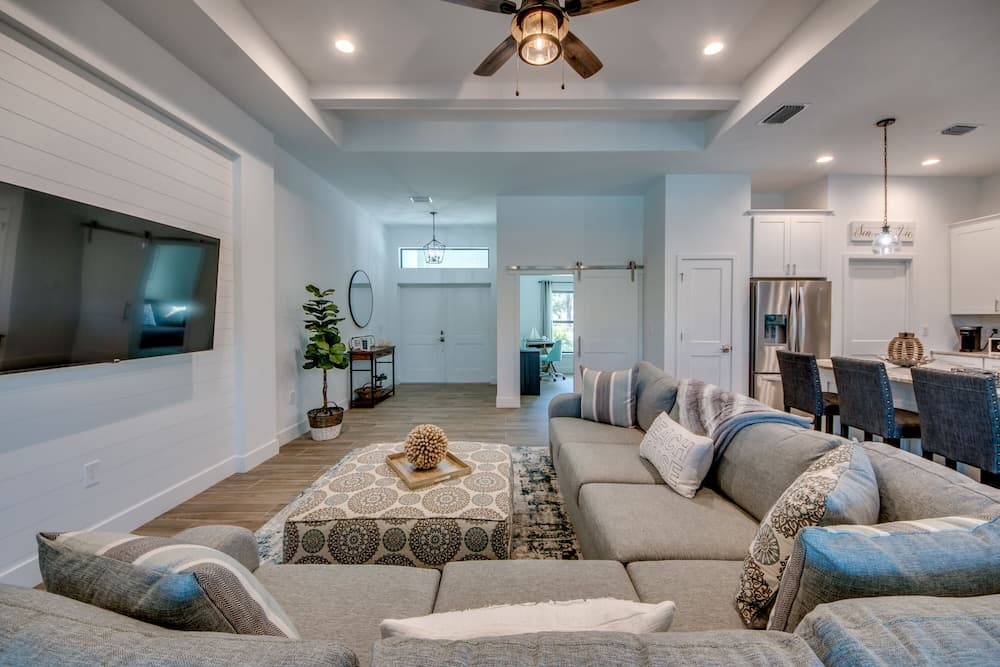 House Terrace Breeze