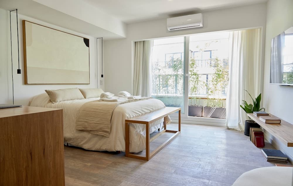 Cozy  Modern Studio II  201