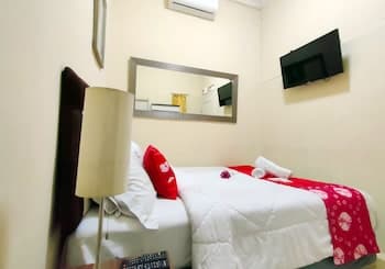 Bogor - Beautiful Room for 2 With Ac