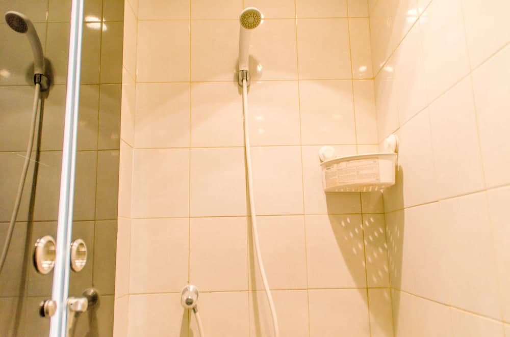 Simple and Cozy Living Studio Room at Poris 88 Apartment