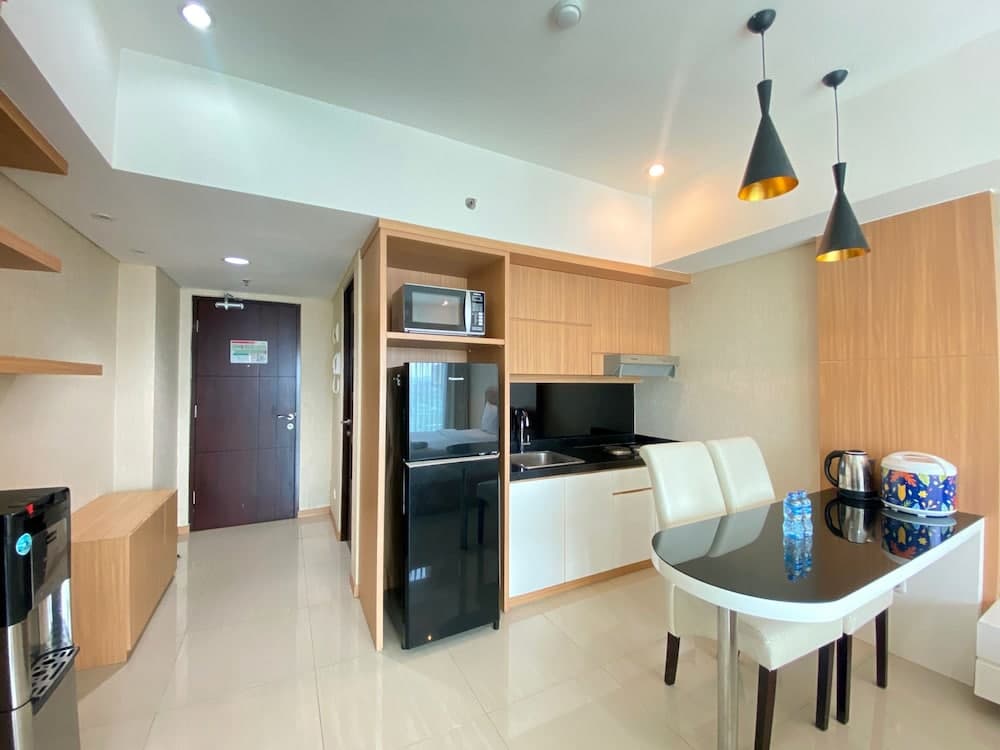 Deluxe Studio Room at Tamansari La Grande Apartment