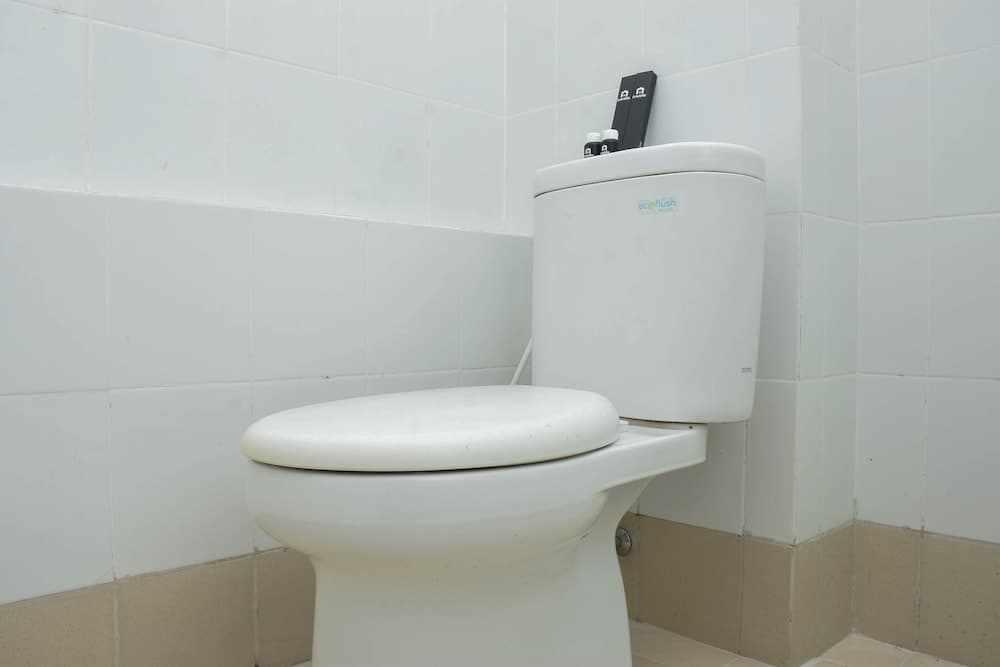 Elegant and Comfy Studio at Bassura City Apartment