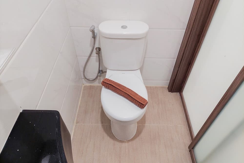 Minimalist and Homey Studio Apartment at Sky House BSD