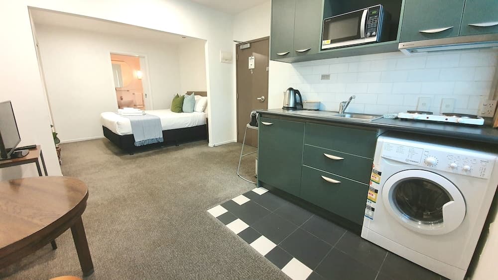 City Living - Wifi- Netflix - Laundry