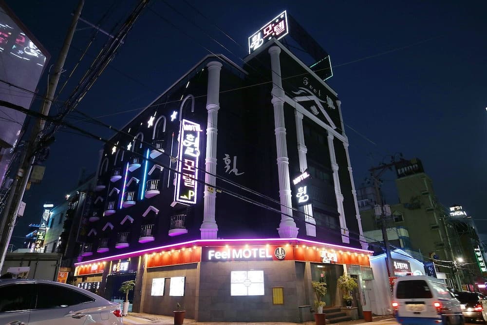 hotel image