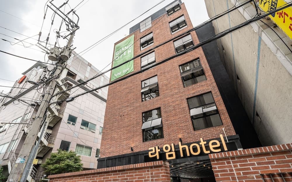 hotel image