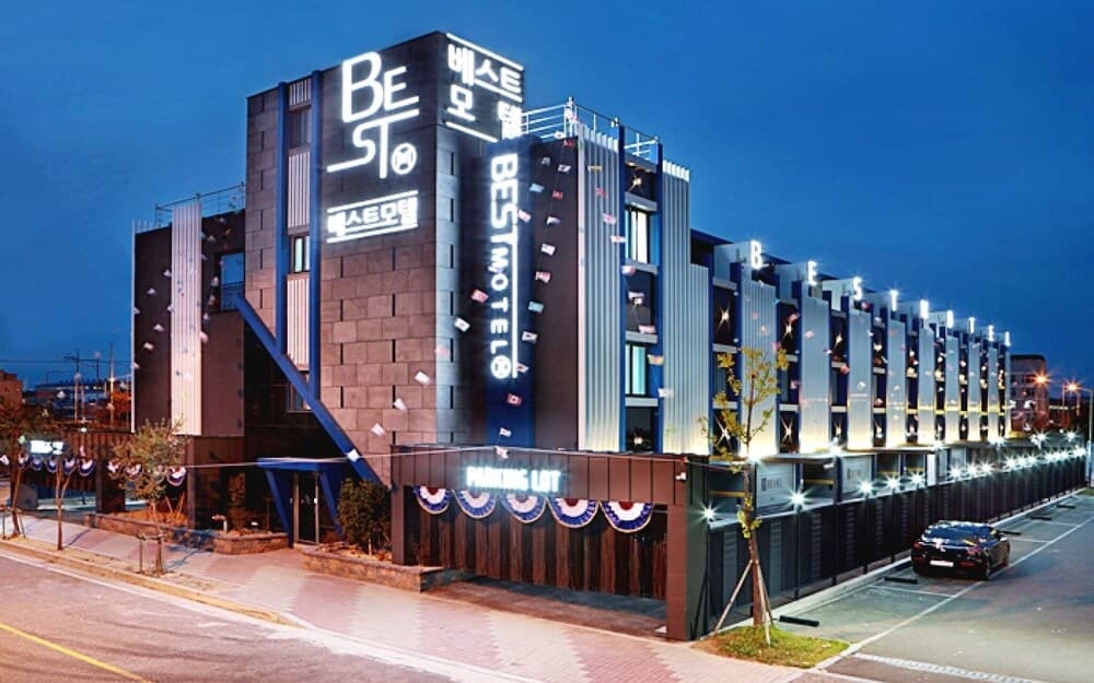 hotel image