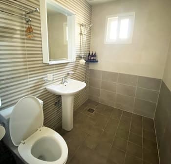 Yangyang Yoloha Surfhouse