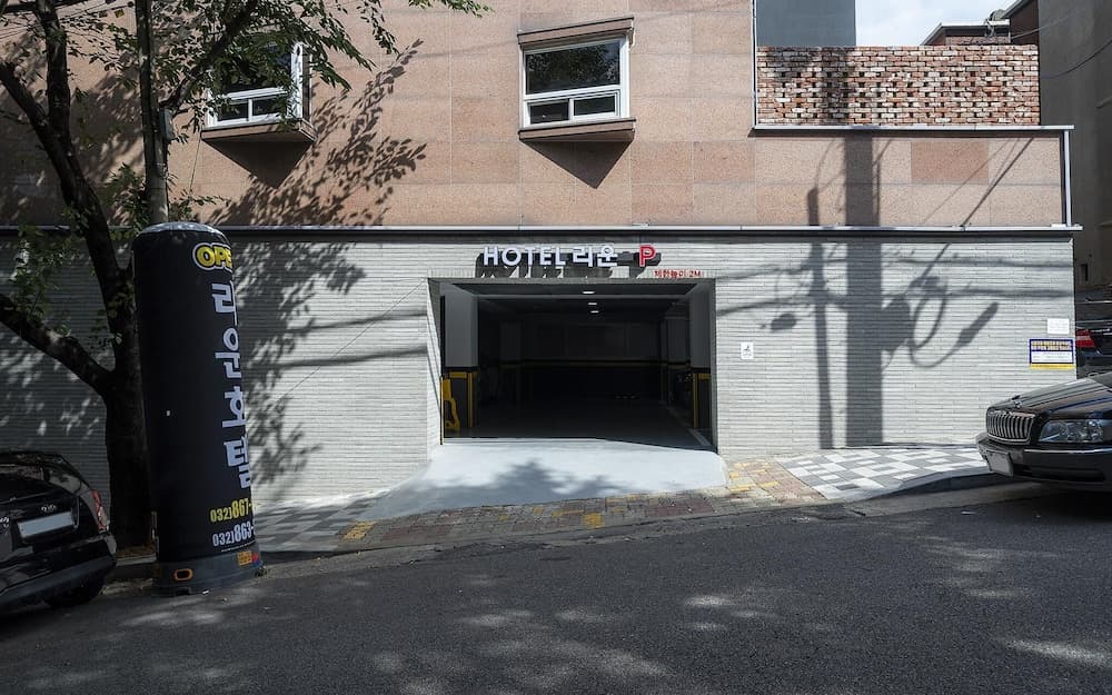 hotel image