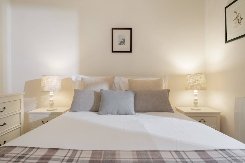 Family Vacations in the North, Casa dos Terços