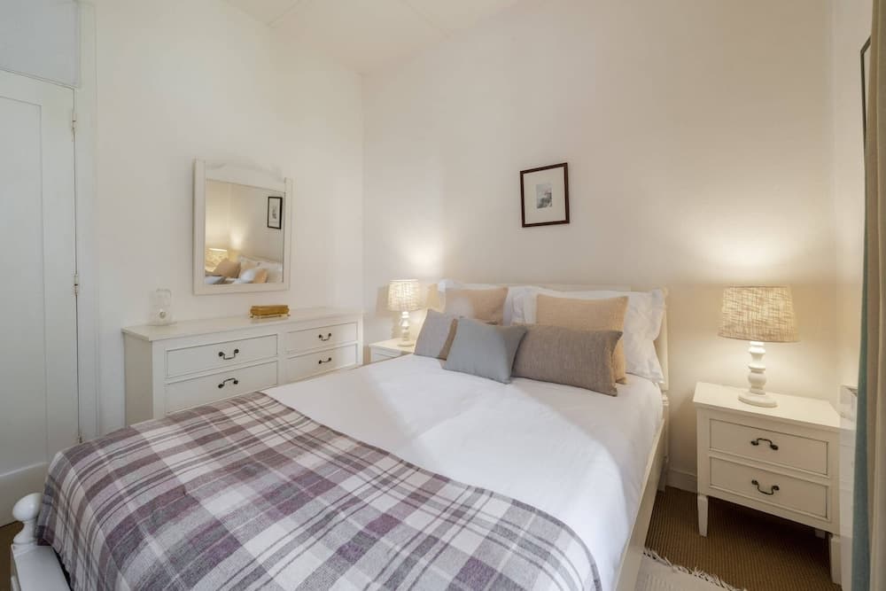 Family Vacations in the North, Casa dos Terços