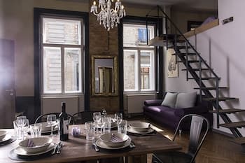 New Walnuttree Double 12 Pers Apartment Central