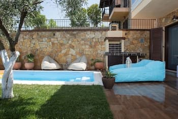 Dandy on the Beach Villa Pool-Sea View