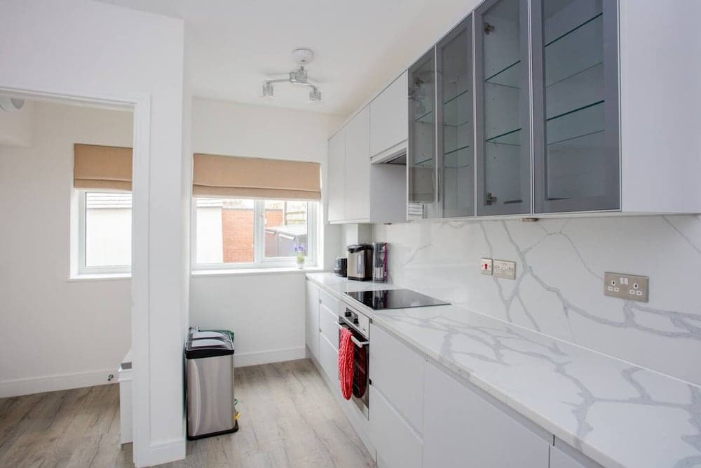 Bright 1 Bedroom Apartment in West London