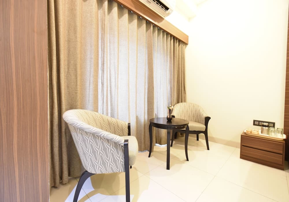 Hotel Kohinoor Plaza