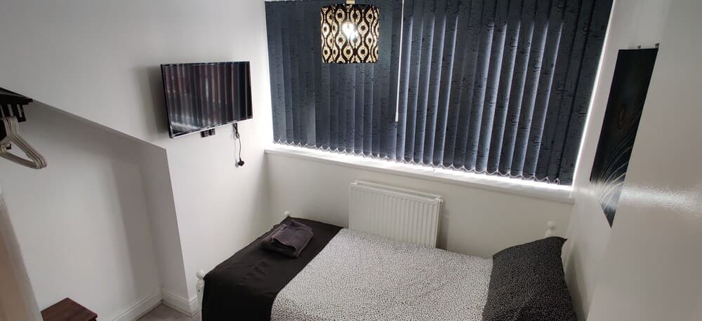 Homebird Property - Ashton House