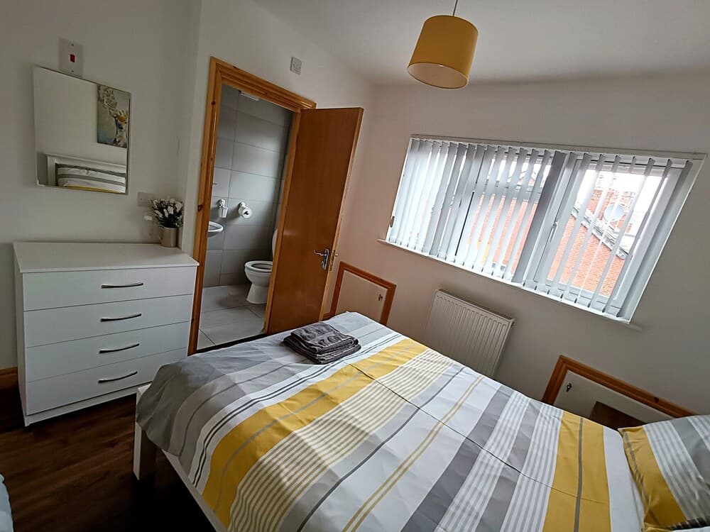 Homebird Property - Conway House