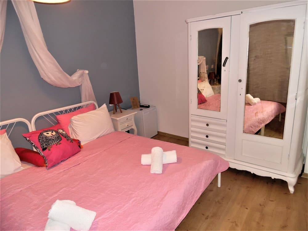 Monat Otel Hacimemis