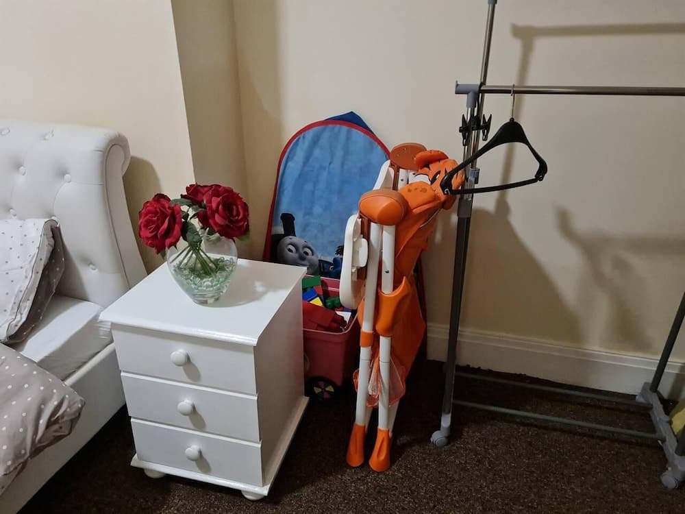 Impeccable 4-bed House in Blackpool