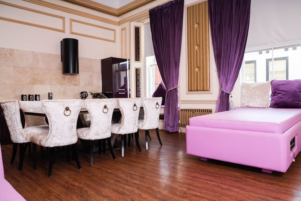 Signature Living Bold Street Apartments